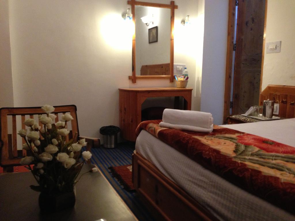 Akash Hills Hotel 马拉里 外观 照片